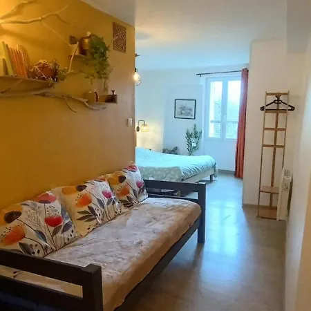 Апартаменты Des Jardins *